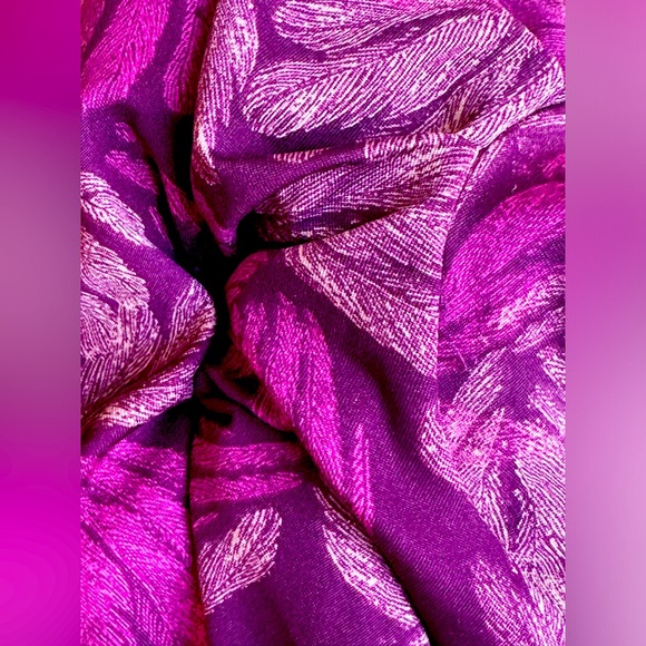 George Sleeveless Tank - Picture 4 of 4